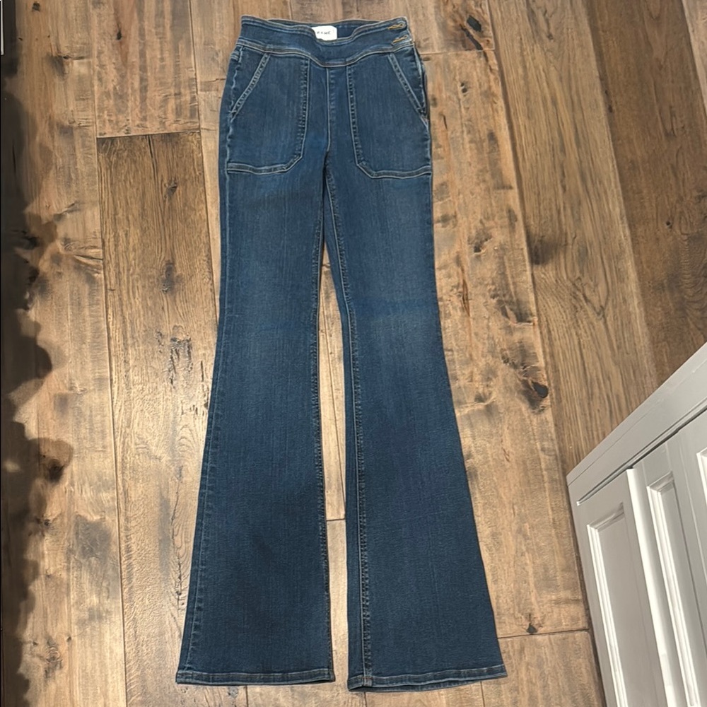 Frame Denim Women's Flare Jeans in Deep Blue size 25 New